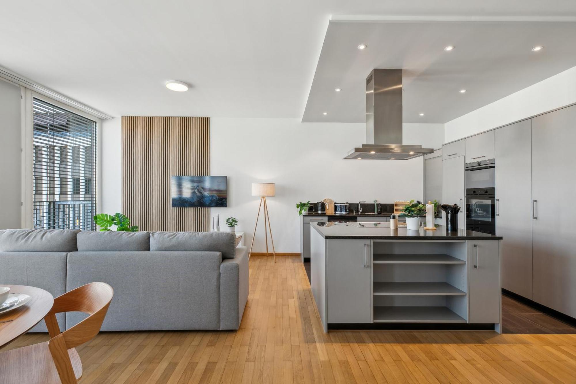 Comfort Homes - Premium - 15' Lucerne - Washer & Dryer - Public Transport - Parking Apartmán *